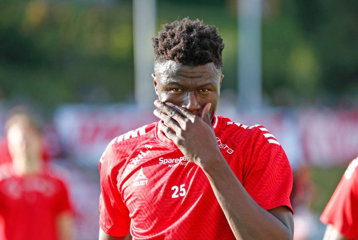 diario_AFC's tweet image. 🚨🚨🚨 بيت أورورك - صحفي 🏴󠁧󠁢󠁥󠁮󠁧󠁿 |

الأهلي يريد حسم صفقة المدافع أبو بكر سيدي الآن، العرض تم تقديمه رسميًا.