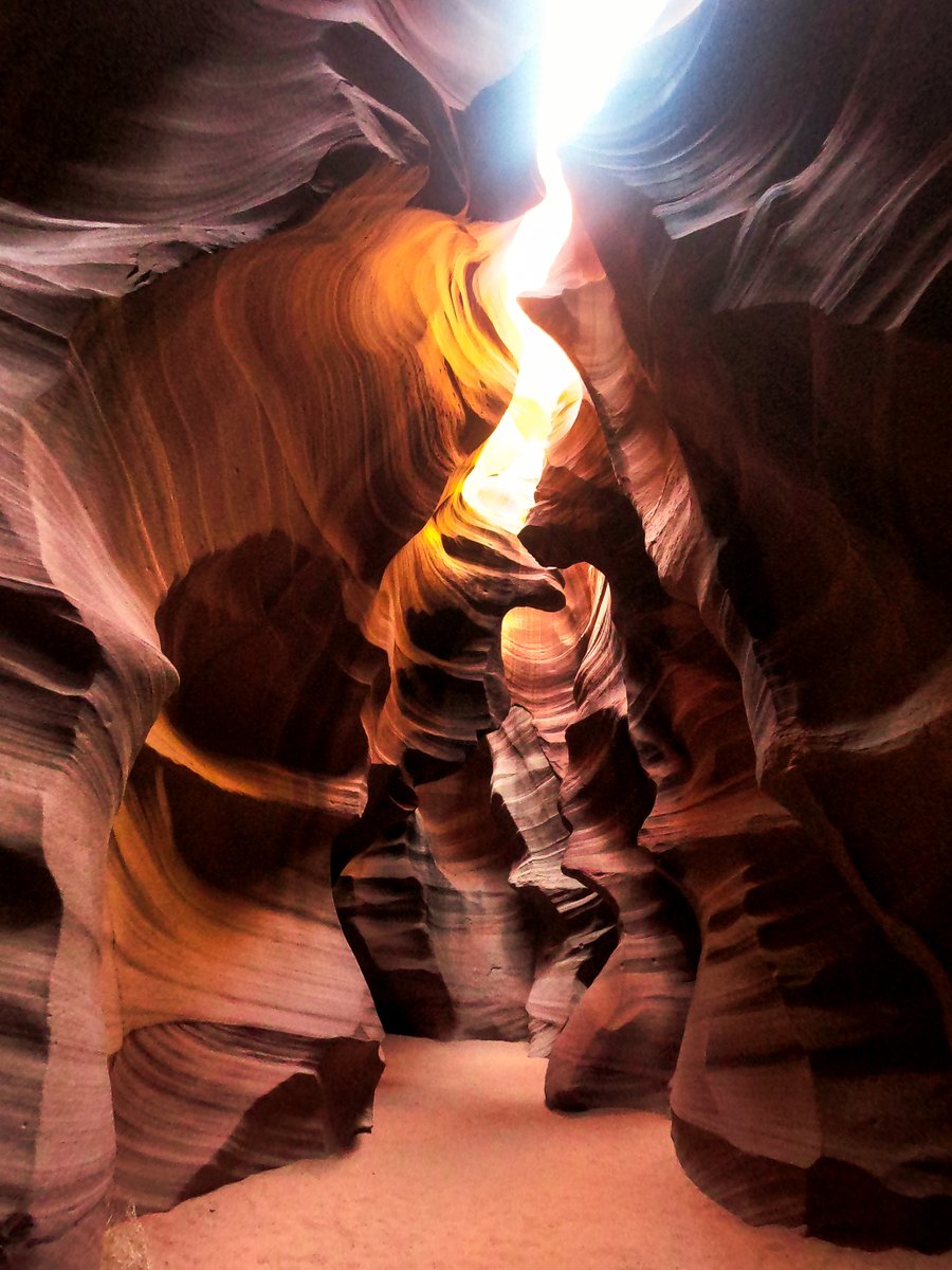 GoPro's tweet image. Photo of the Day: The desert is calling + Pablo Usurbil is ready to answer 🏜

🏆 $100 GoPro Award

#GoPro #AntelopeCanyon #Arizona #SlotCanyon