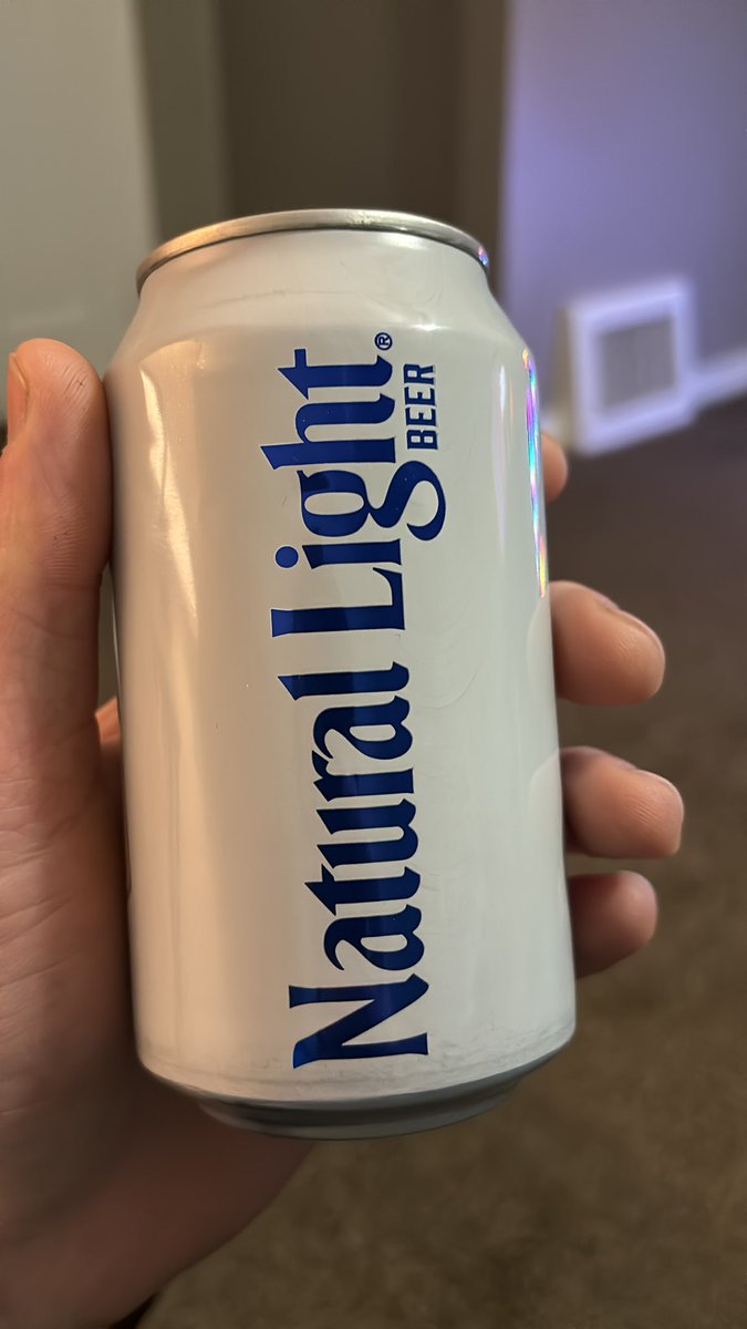 CLEgringo's tweet image. I will stand on this. 
Natty light is good for cheap beer.