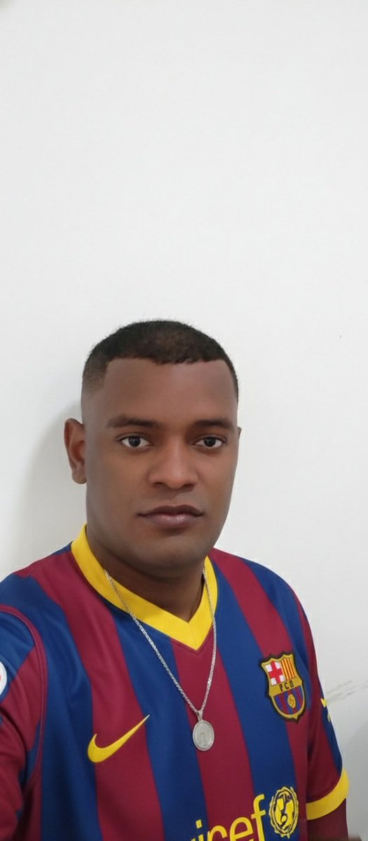 Profe_jeff30's tweet image. #Barcelona #BarcelonaVsRealMadrid 

Celebren partido que barca celebra titulo.