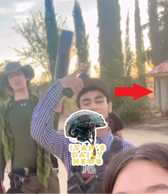 HALIP0N's tweet image. Geolocation:

Members of CDS, reportedly of the Mayiza, displaying tools of drone warfare on a remote ranch in the sierras north of Culiacán, Sinaloa. These sicarios are very young, and many have the look of children.

La Presa Jaus, Culiacán, Sinaloa

25.0356, -107.26028