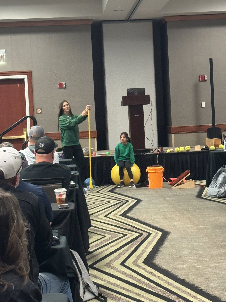 ArHSFCA's tweet photo. AHSFCA Coaches clinic off and running on day 1 https://t.co/1m7JbyVsXN