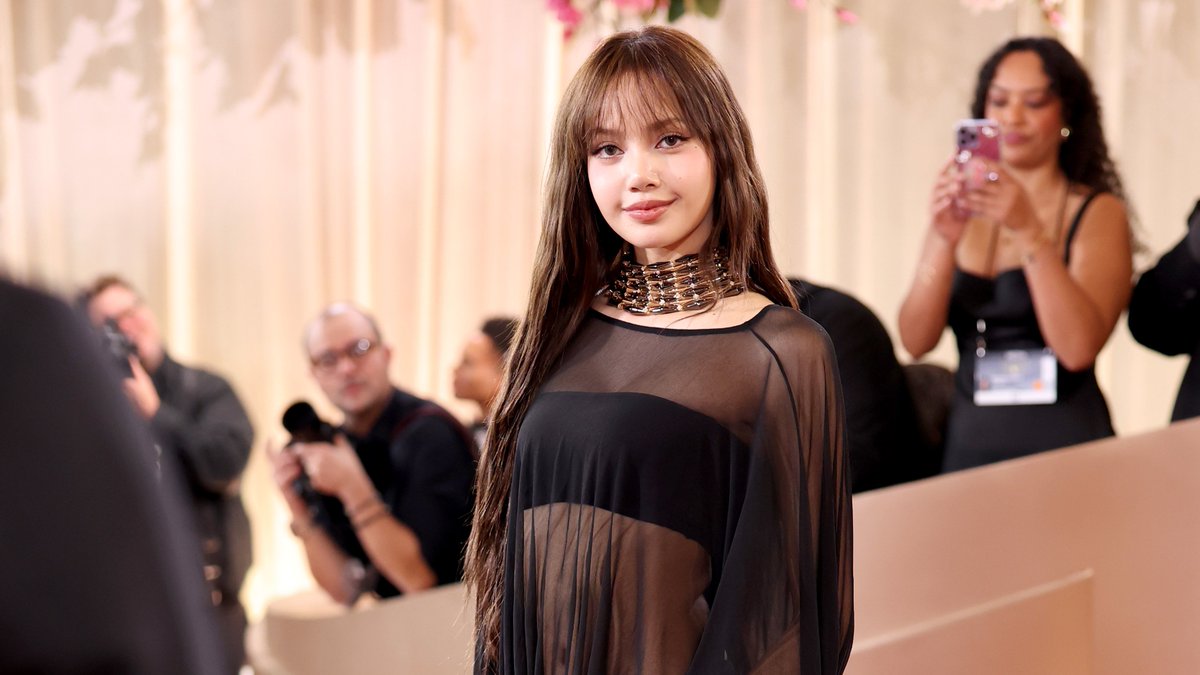 PERFEIÇÃO TEM NOME E SOBRENOME 🗣️ minha bb Lisa apenas perfeita no #GoldenGlobes 💟