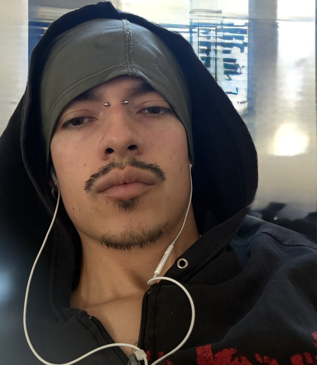 mudled's tweet image. 