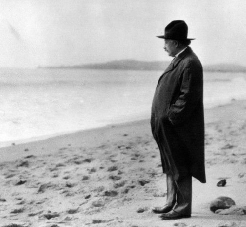 “I am a typical loner in my daily life... my awareness of belonging to the invisible community of those who strive for truth, beauty, and justice has prevented me from feelings of isolation.”

— Albert Einstein