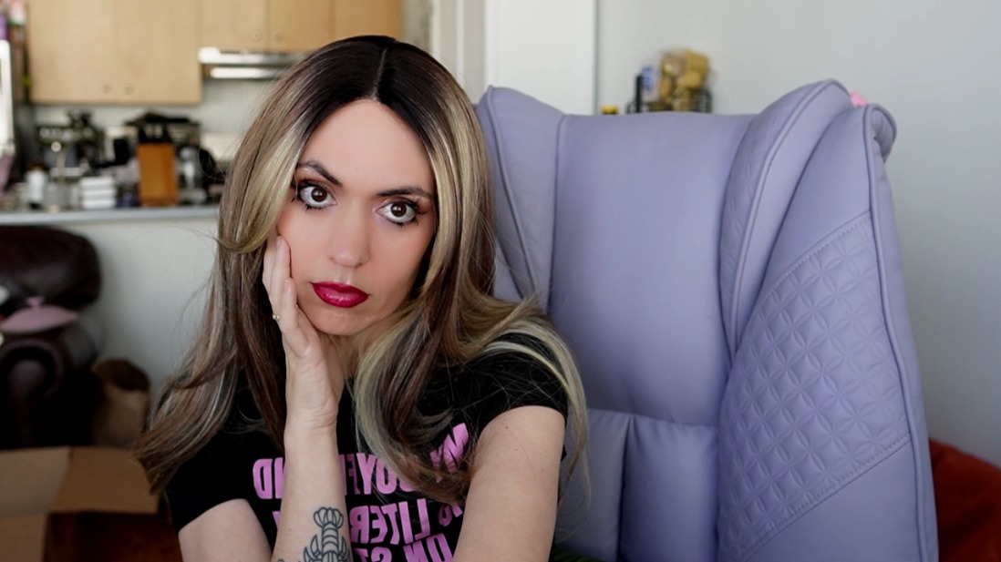 tried blonde today....it's making me feel extra bratty and ready to ruin you. duh