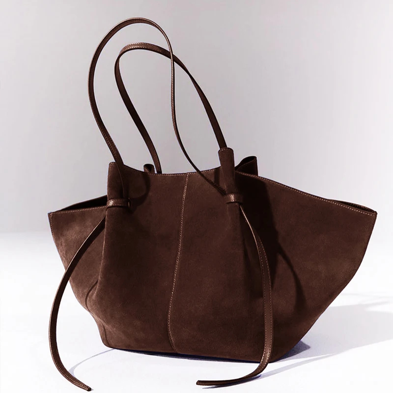 InesBasic01's tweet image. Duża torba damska z personalizowanymi inicjałami – stylowa i pojemna 👜 Wpiszcie k0d rabatowy: WSPL04
💥Kupisz tu: s.click.aliexpress.com/e/_c4mNk7IP