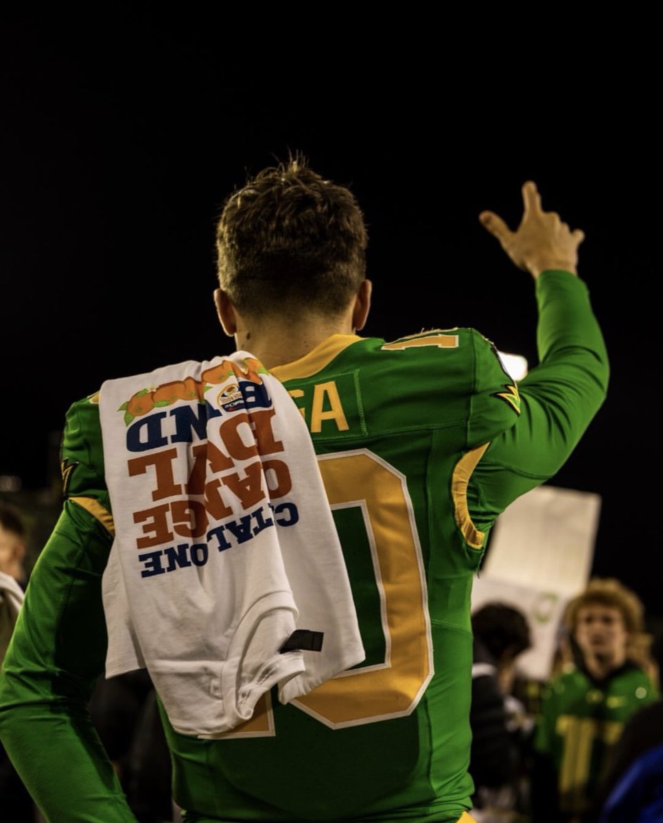 Thank you God for every blessing thus far. A special thank you to Coach Lanning. Extremely grateful for my time as a Duck. I have made relationships that will last forever. ❤️