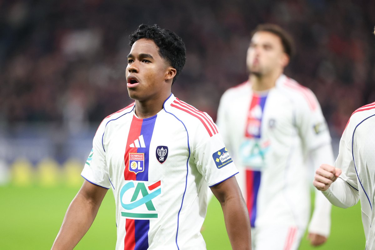 🚨 Endrick 🇧🇷 : « 𝗠𝗘𝗦 𝟮 𝗣𝗥𝗘𝗠𝗜𝗘̀𝗥𝗘𝗦 𝗦𝗘𝗠𝗔𝗜𝗡𝗘𝗦 𝗔̀ 𝗟𝗬𝗢𝗡 𝗦𝗘 𝗦𝗢𝗡𝗧 𝗧𝗥𝗘̀𝗦 𝗕𝗜𝗘𝗡 𝗣𝗔𝗦𝗦𝗘́𝗘𝗦 ! 𝗝𝗘 𝗦𝗨𝗜𝗦 𝗧𝗥𝗢𝗣 𝗛𝗘𝗨𝗥𝗘𝗨𝗫 ! 🤩🦁

Je marque pour mon premier match et on gagne, je suis très content. 😁

Je m'intègre, 𝗷𝗲 𝗺𝗲 𝘀𝗲𝗻𝘀