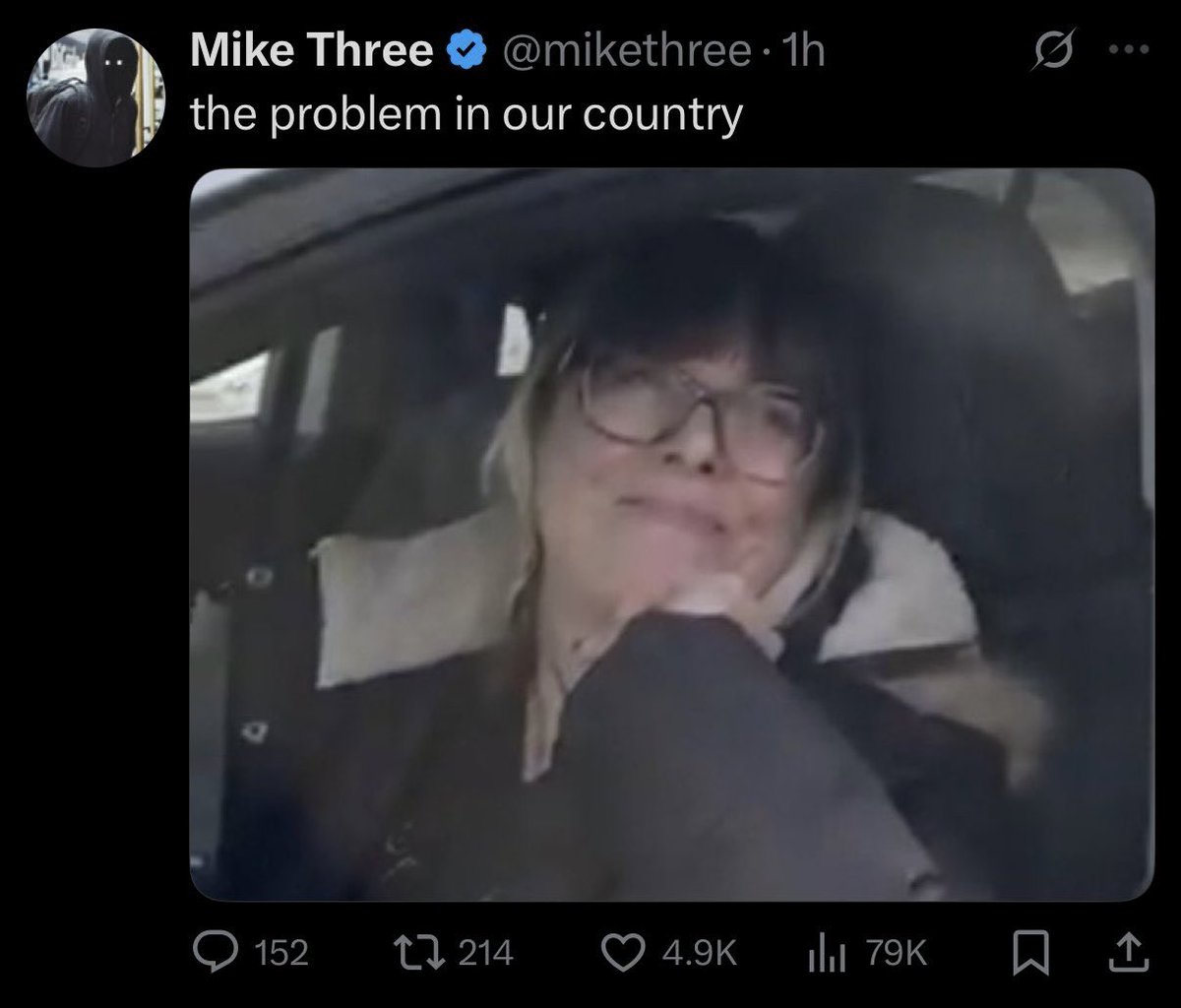 VeryBadLlama's tweet image. this is all it’s really about for them. Not domestic policy, not “economic anxiety”, just an endless desire to punish stand-ins for the Mommy who forced them take a bath, even if it tanks their own quality of life.