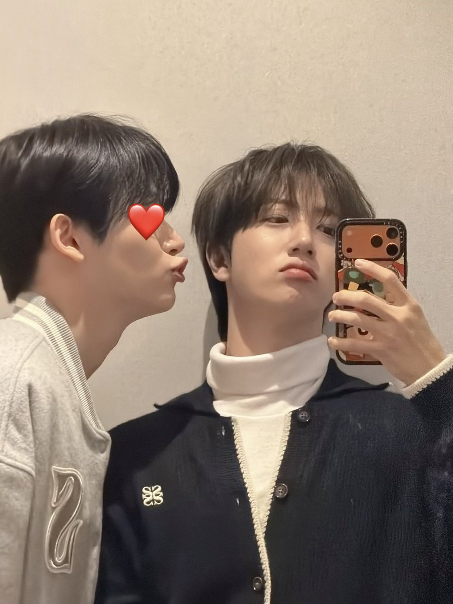 ؘWonjin. tweet media