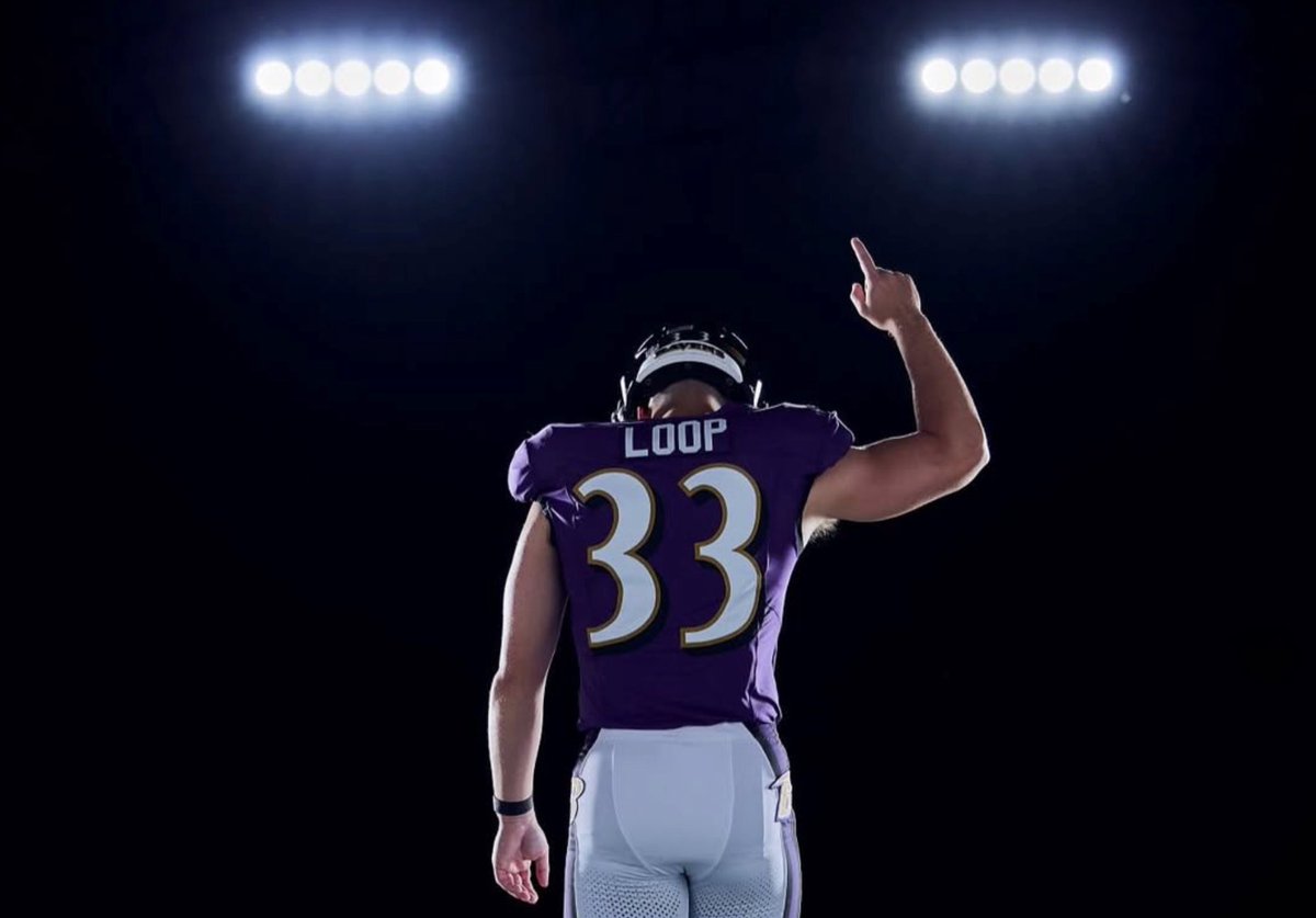 YinzCore's tweet image. The real king of the North ⬇️⬇️⬇️⬇️⬇️
#tylerloop #SteelersOwnTheRatbirds