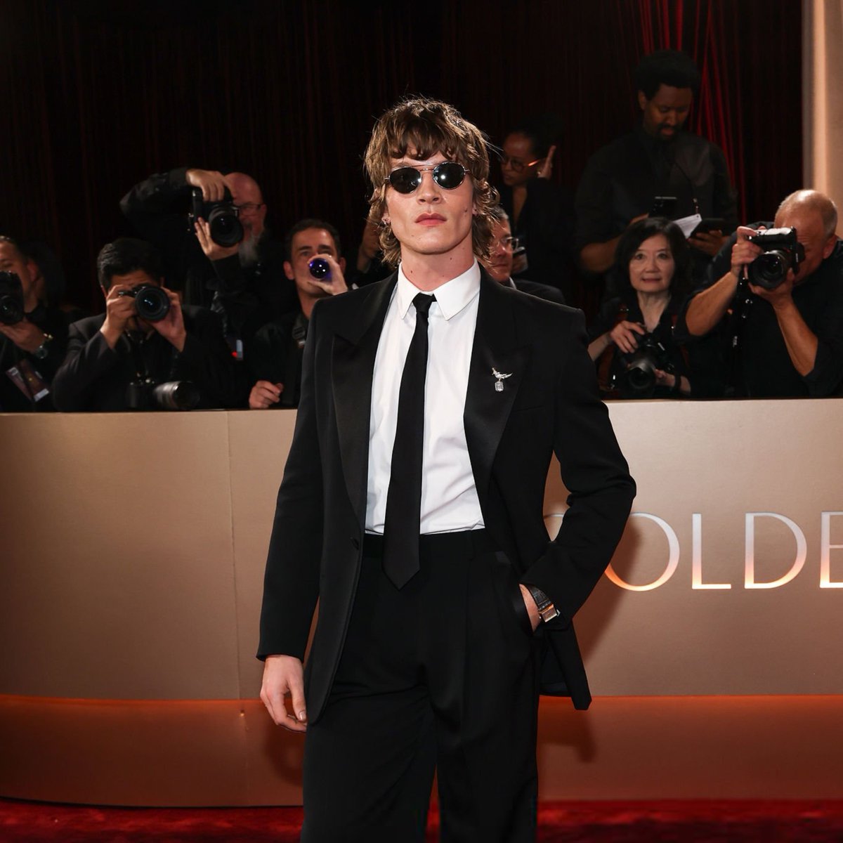 SeriesBrasil's tweet image. GOSTOSO! Connor Storrie (Heated Rivalry) no #GoldenGlobes.