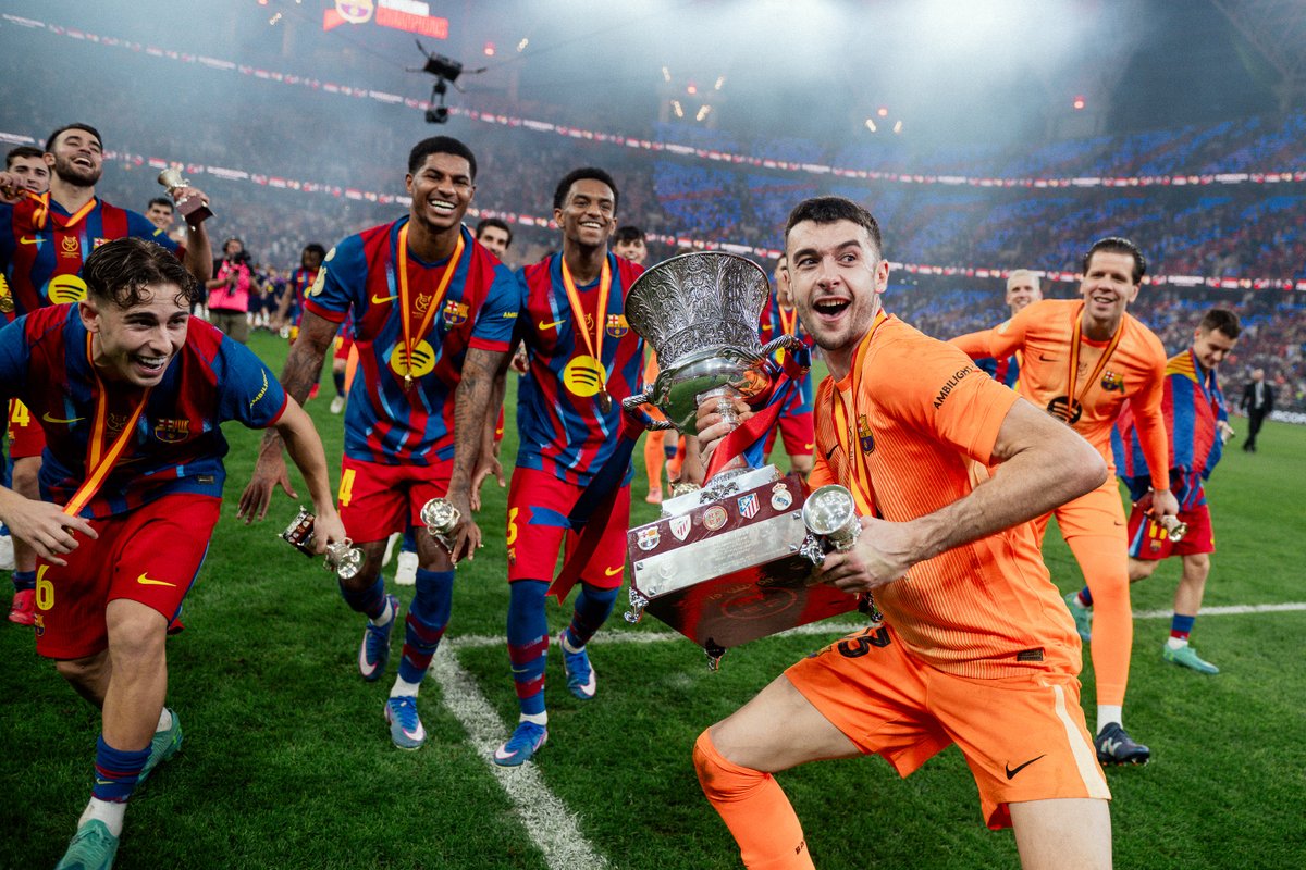 FCBarcelona_es's tweet image. ¡El primero de muchos, Joan! 🏆
