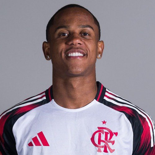 mengaorcomics's tweet image. AGORA ‼️

Wallace Yan está em negociação para abandonar o futebol e assumir a vaga de repositor do Assaí Atacadista