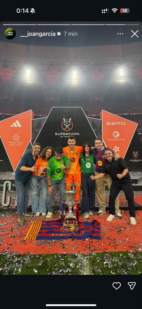 genismorera's tweet image. Ostia no hi havia ni un perico anquella casa