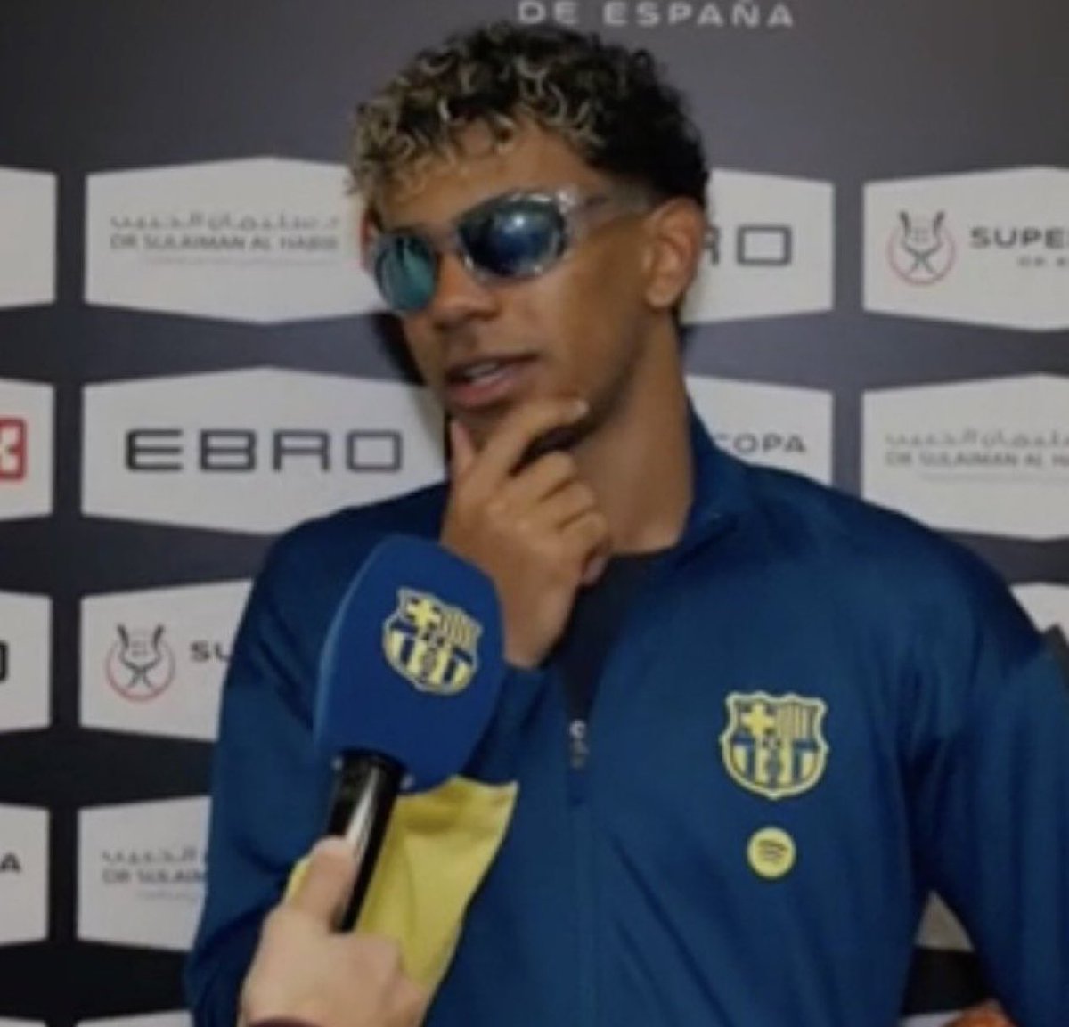 🗣️ Lamine Yamal: "Todos saben lo ansiosos que estábamos por jugar este partido".

"Fue un Clásico y lo demostramos".