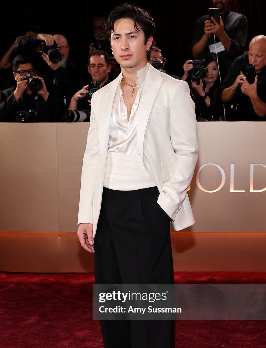 ilyaarozanovs's tweet image. oh they are taking it