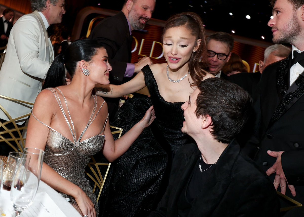 timotheeupdates's tweet image. Timothée Chalamet, Ariana Grande and Kylie Jenner at the #GoldenGlobes