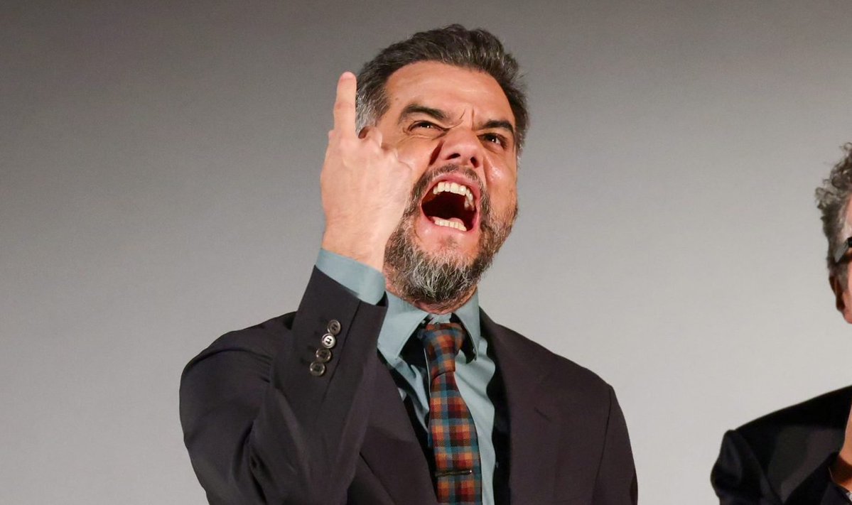 Cinematografiaz's tweet image. É DO BRASIL!!!!!!! 🇧🇷🏆

Wagner Moura leva o Globo de Ouro de Melhor Ator em Filme de Drama. #GoldenGlobes2026