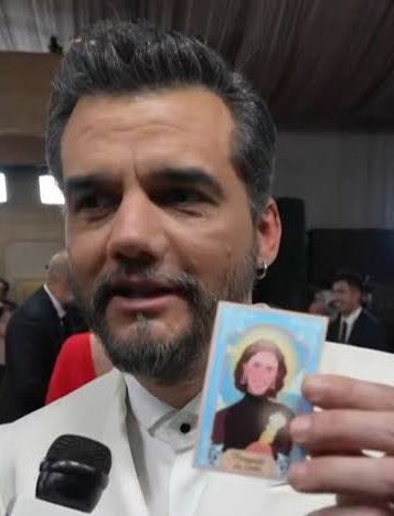 ErikakHilton's tweet image. 🏆 RAPARIGOU

Parabenizo o ator Wagner Moura, assim como todos os trabalhadores envolvidos na produção e promoção do filme O Agente Secreto, pelo mais do que merecido Globo de Ouro de Melhor Ator em Filme de Drama.

Por mais um ano, uma atuação brasileira foi premiada e celebrada…