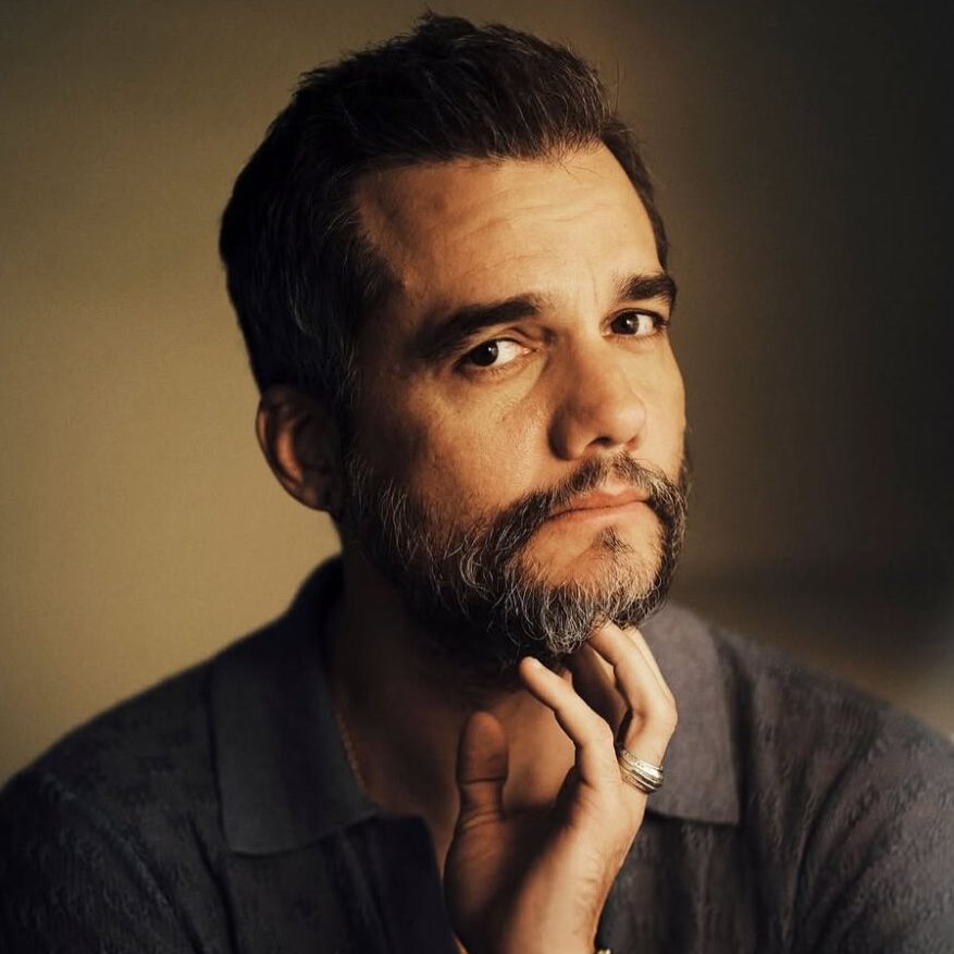 SeriesBrasil's tweet image. 🚨 HISTÓRICO! Wagner Moura se tornou o PRIMEIRO BRASILEIRO a vencer a categoria de "Melhor Ator em Filme de Drama" na história do Globo de Ouro. #GoldenGlobes