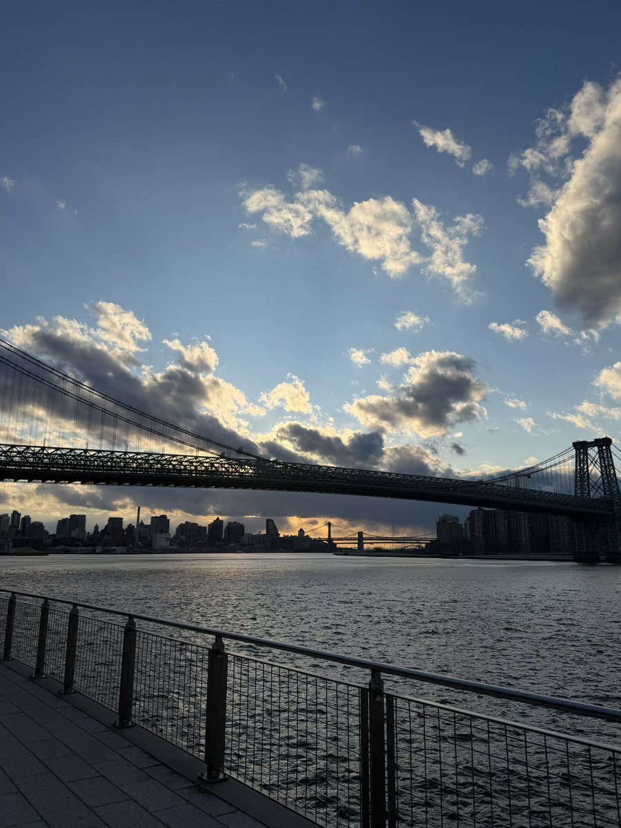 clare flanagan tweet media