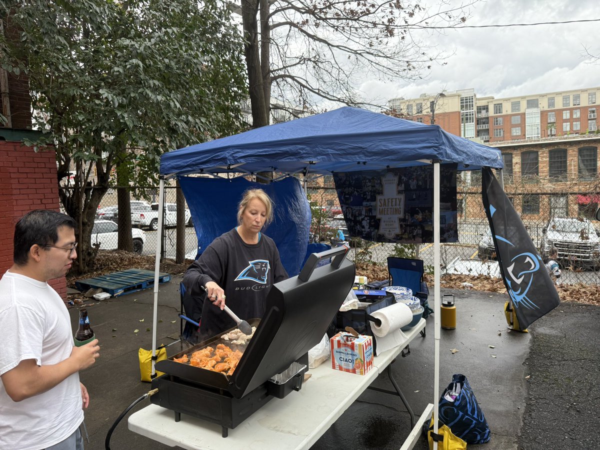 Howard Street Safety Meeting tweet media