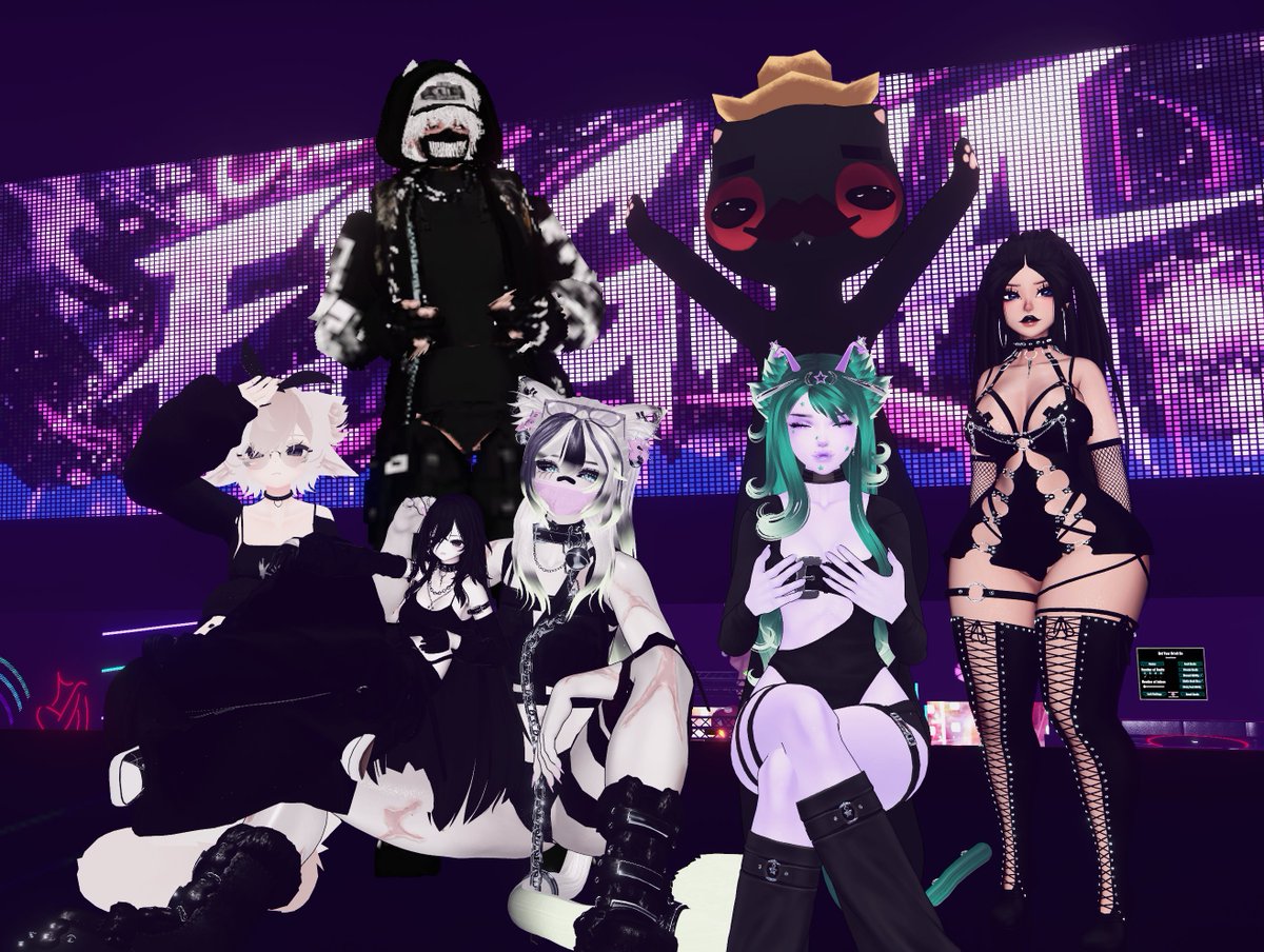 ༒shloop༒ tweet media