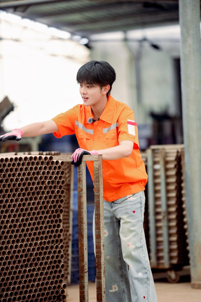 zhangxingtehyh's tweet image. ✨25.12.7 张星特星球胶卷 Weibo 2/3✨

Create your own dazzling fireworks display 🎆 Watch at Fei Lai Bu Ke Season 3 on 江苏卫视 腾讯视频!

Show youtube.com/playlist?list=…

Music youtube.com/playlist?list=…

@zhangxingte_🌟

#张星特 #張星特 #ZhangXingte #จางซิงเท่อ
#非来不可 #非来不可3