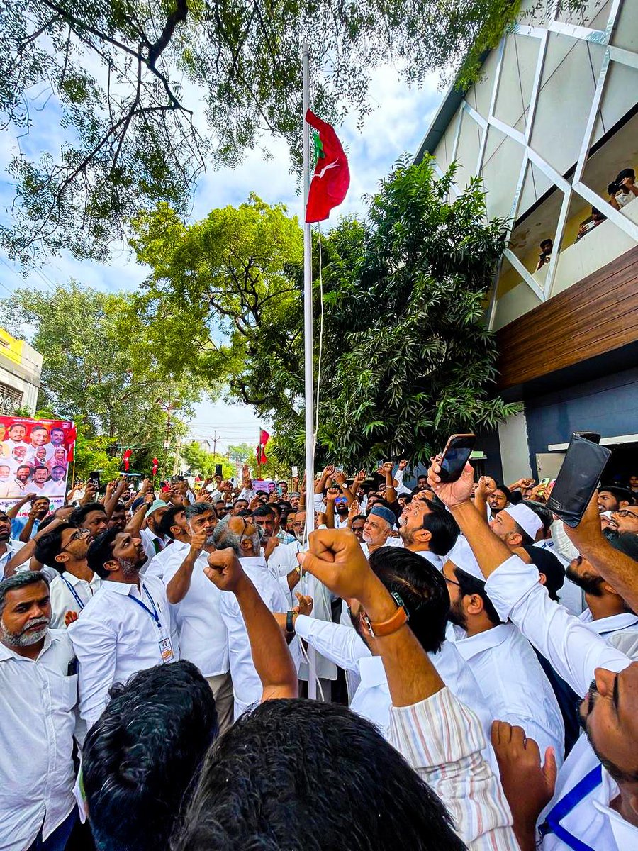 sdpitnhq's tweet photo. *Tamil Nadu SDPI IT Wing State Conference Held in Pudukkottai*

The Tamil Nadu SDPI IT Wing State Conference was successfully held today (January 11, 2026) in Pudukkottai.

State General Secretary Nijam Mohaideen inaugurated the conference by hoisting the flag.  State Treasurer Kovai Mustafa launched the volunteer registration process through QR code and Google Forms.

The event was presided over by State IT Wing In-charge and State General Secretary Ahmed Navavi.  
IT Wing State Deputy Coordinator Shafiq Ahmed delivered the welcome address, while State Deputy Coordinator Saddam Hussain conducted the proceedings.

During the conference, State General Secretary Abubakkar Siddiq launched the Twitter (X) campaign, which created a significant impact by generating over 3,000 posts on the X platform within a short time.

State General Secretary A.K. Kareem unveiled the official IT Wing Logo.  
State Secretary Mrs. Najma inaugurated the SDPI ONE LINK platform.

The conference was attended and graced by several dignitaries, including State Secretaries Shafiq Ahmed, Pastor V. Mark, Pudukkottai West District President Salahuddin, and various zonal IT Wing office-bearers.

Special addresses were delivered by SDPI State President Nellai Mubarak, State Deputy Presidents Abdul Hameed, and Asa. Umar Farook.

The vote of thanks was proposed by State Secretary Advocate Hassan Faizy.

More than thousands of IT Wing office-bearers and members participated in this conference, which focused on strengthening the party's digital presence ahead of the 2026 elections.
#SDPI #SDPIITWing #SDPIவெல்லும் #sdpitn #YouthWithSDPI #SdpiRealAlternative