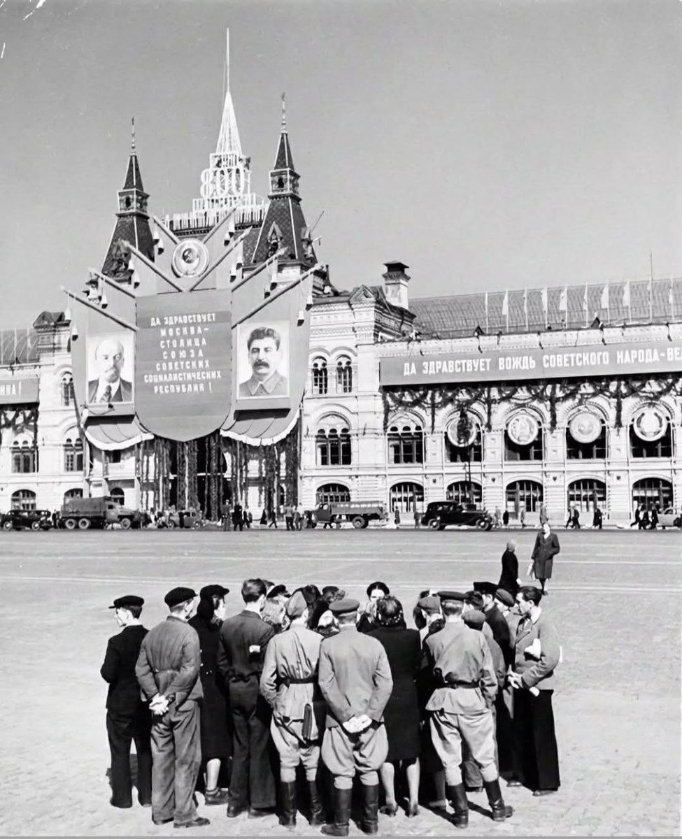 TanpersXkmy's tweet image. Москва, 1947 год.