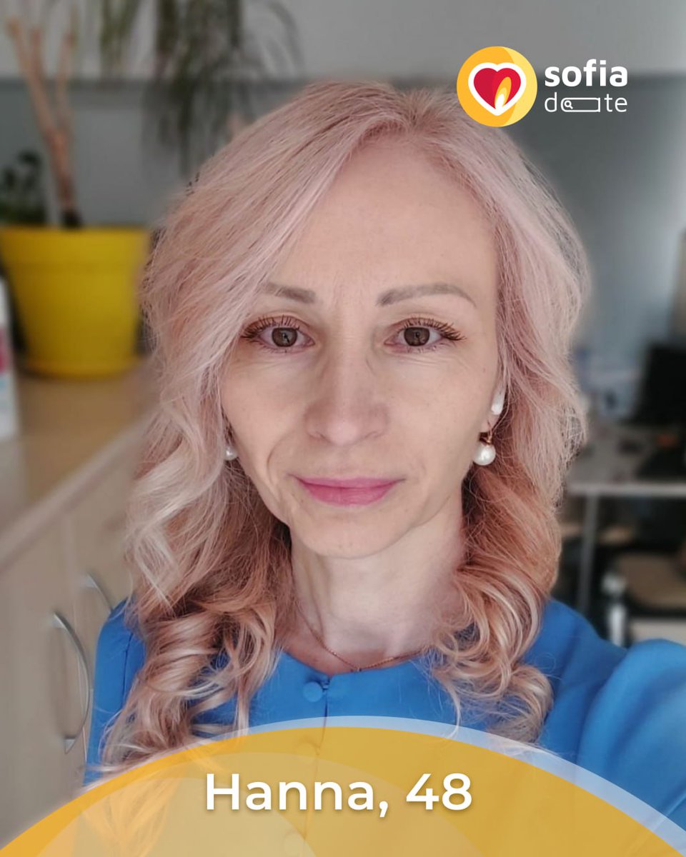 date_sofia's tweet image. Hanna, 48, is warm, confident, and emotionally balanced 🌺 She loves nature, cooking, and deep talks. She’s single and believes love can come anytime — write her today 💖 1394592077