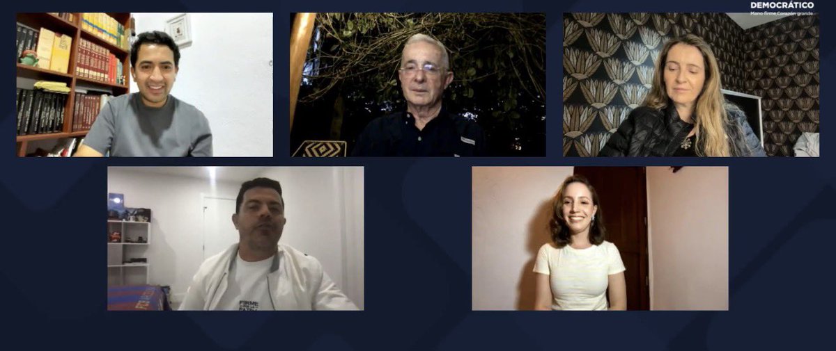 Hágame el favor, vean la coordinadora de bodegueros con quiénes estaba reunida, qué miedo, es que solo es atar cabos.