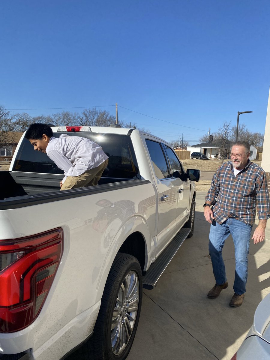 Holy Savior Angels tweet media