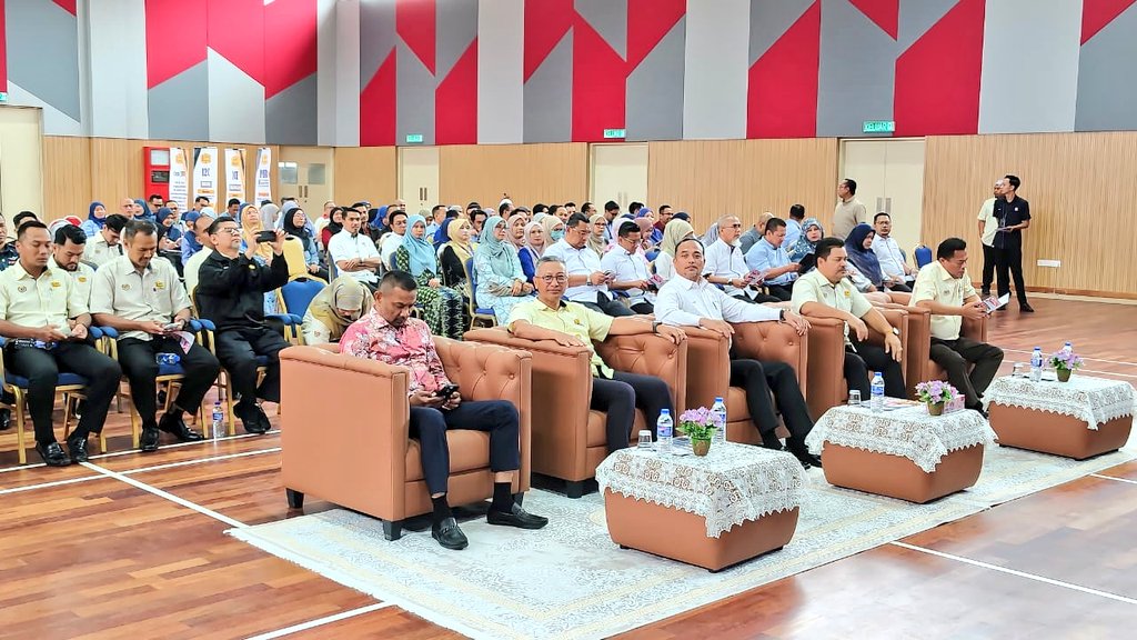 PasukanProjekTrg tweet media