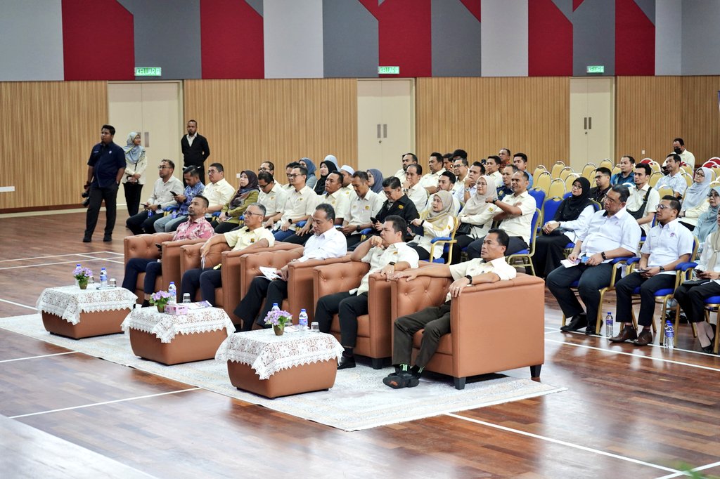 PasukanProjekTrg tweet media