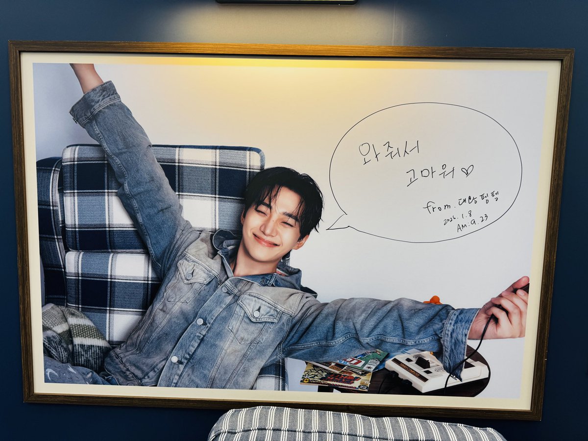jh__90125's tweet photo. #이준호 #LEEJUNHO
#FINDING_THE_PENPEN 
#FINDING_THE_PENPEN_POPUP 
#o3collective #사운드웨이브 https://t.co/CCvxq3qZFc