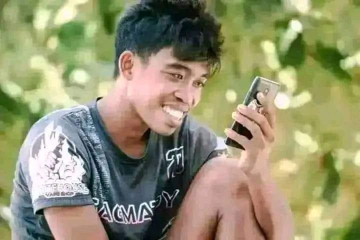 Imposter tweet media