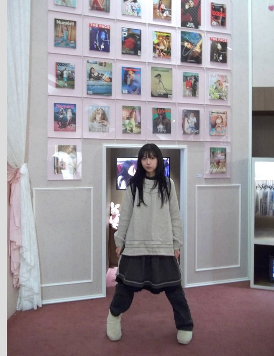 류수정 ㅈㅉ 초러블리한 사진은 친언니가 찍어준 사진이 최고임 언니가 운영하는 인스타(@ iloveryu_coco)