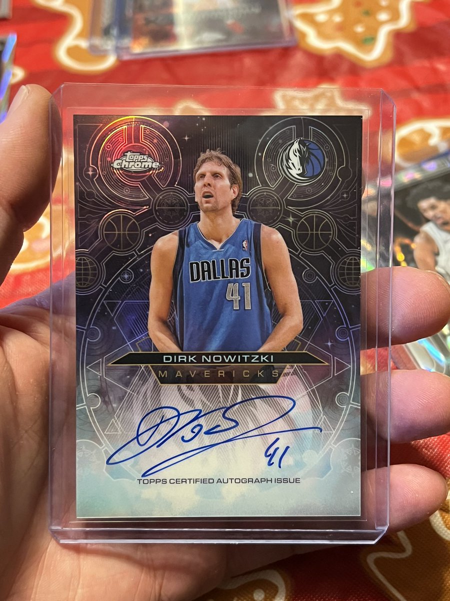 dotscribblesOG's tweet image. Snagged 2 mega boxes today! Let’s just say the odds were on my side this time.