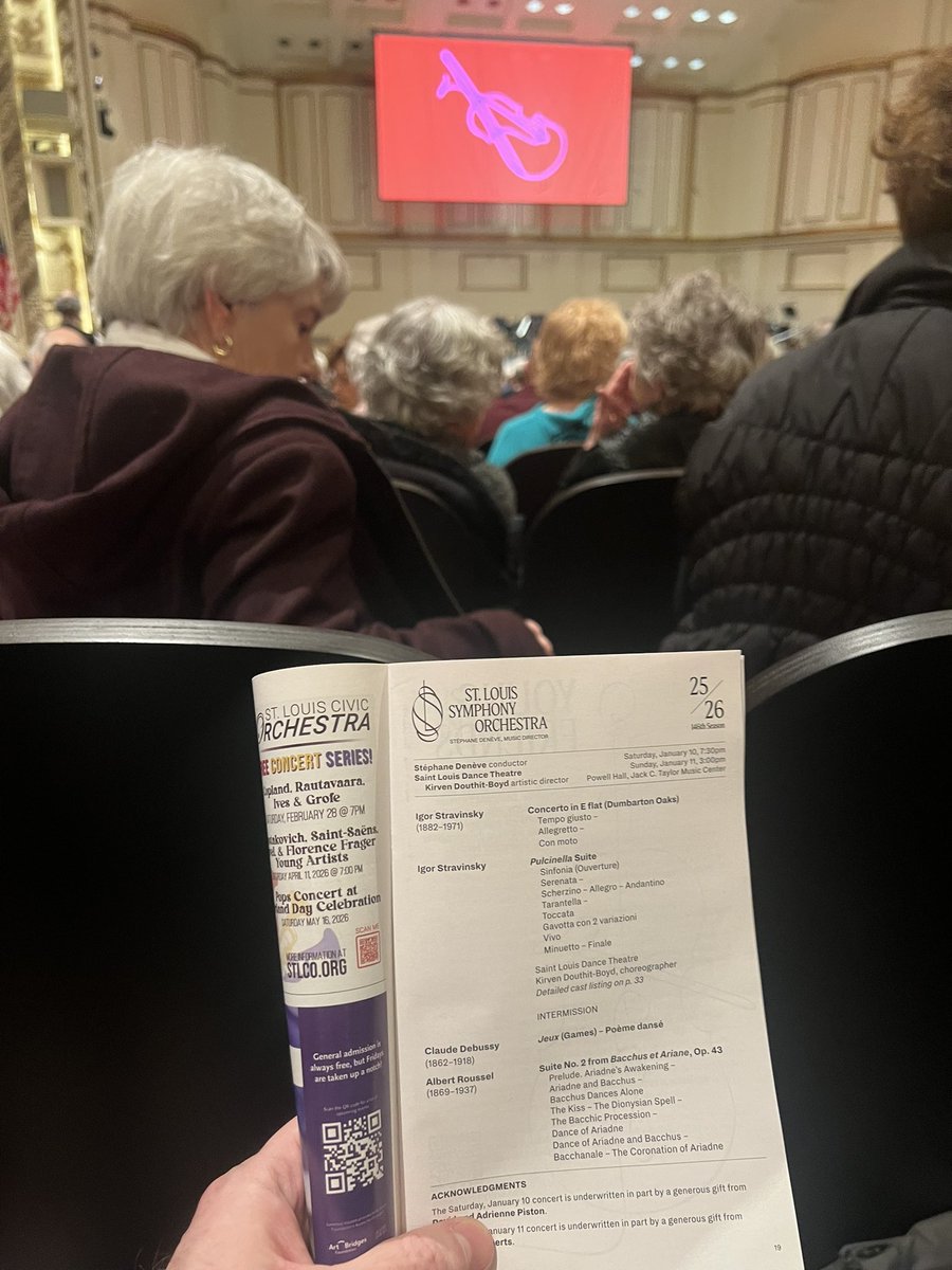 Going to Powell Hall always makes me feel like I’m back in Vienna at the State Opera House. It was a lovely way to spend a Sunday afternoon.