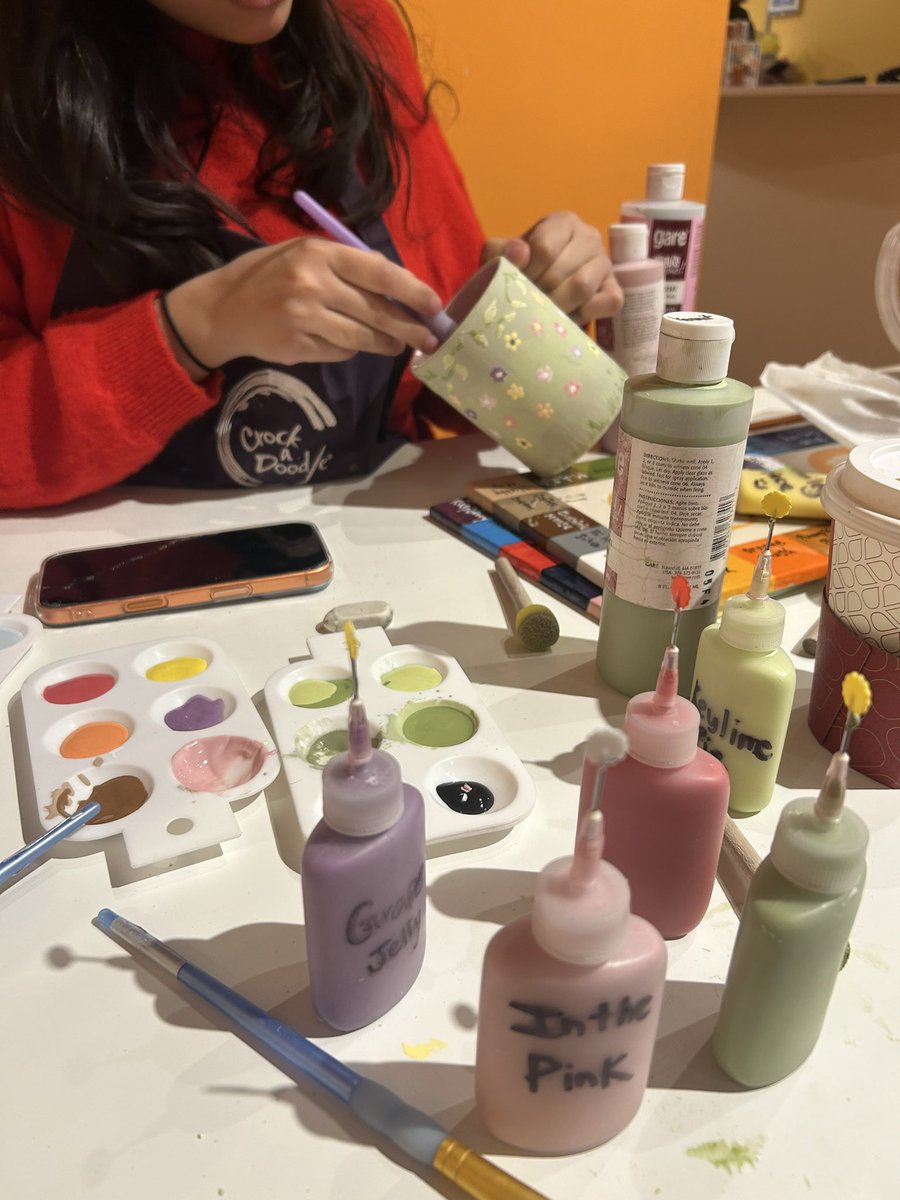 aina ♡ tweet media