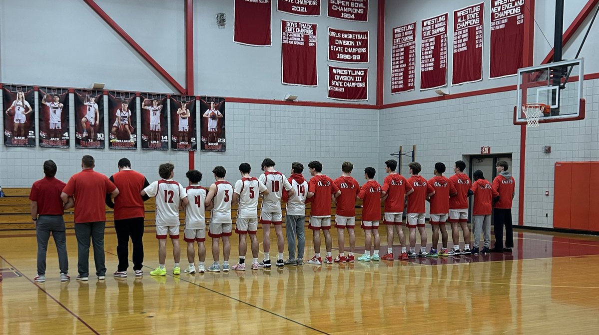 tyngtigersports's tweet image. Boys hoop ready to take on Chelmsford