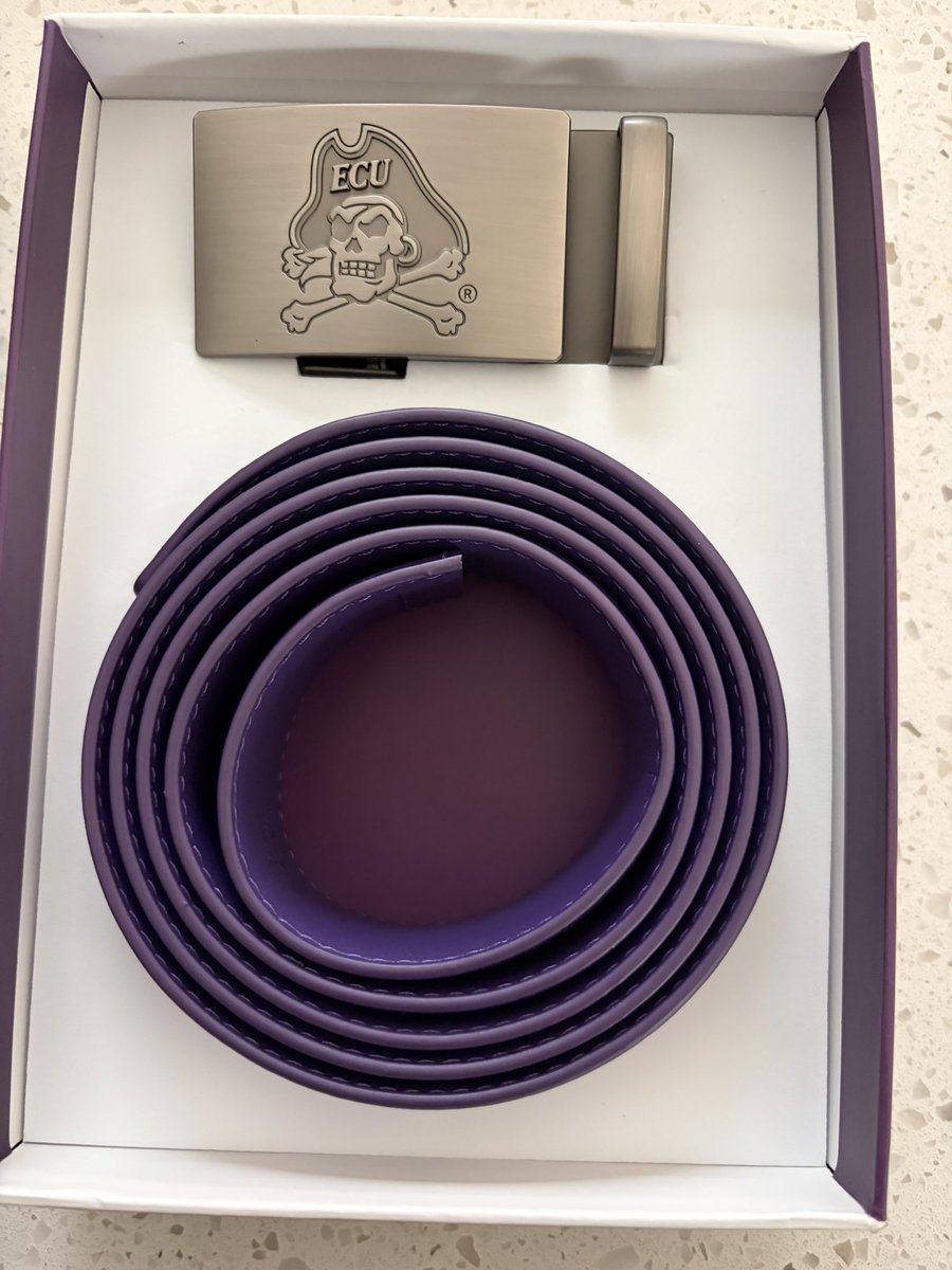 ECU_NoQuarter's tweet image. Giving away this ECU Belt from Anson Belt &amp;amp; Buckle.

To enter all you have to do is repost this, like, and follow for a chance to win!

Winner will be announced on Wednesday at noon!
