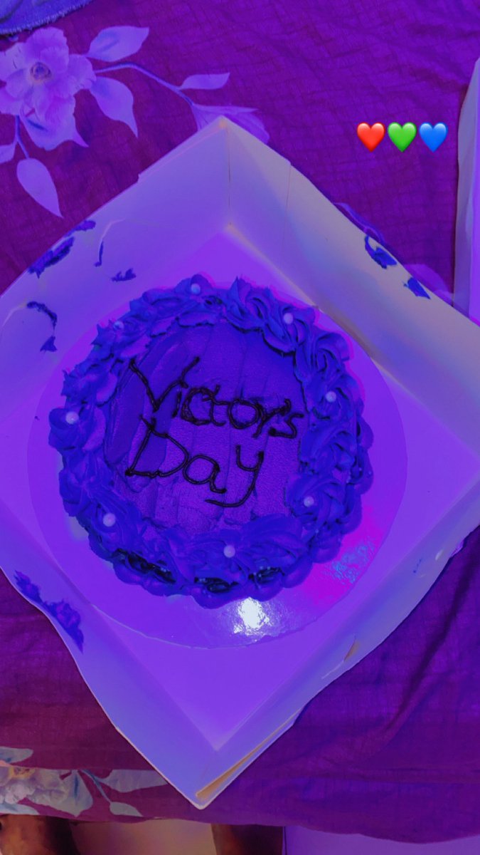 Brown__DC99's tweet photo. 🎂🎂🎂 https://t.co/kJOVJBfTro