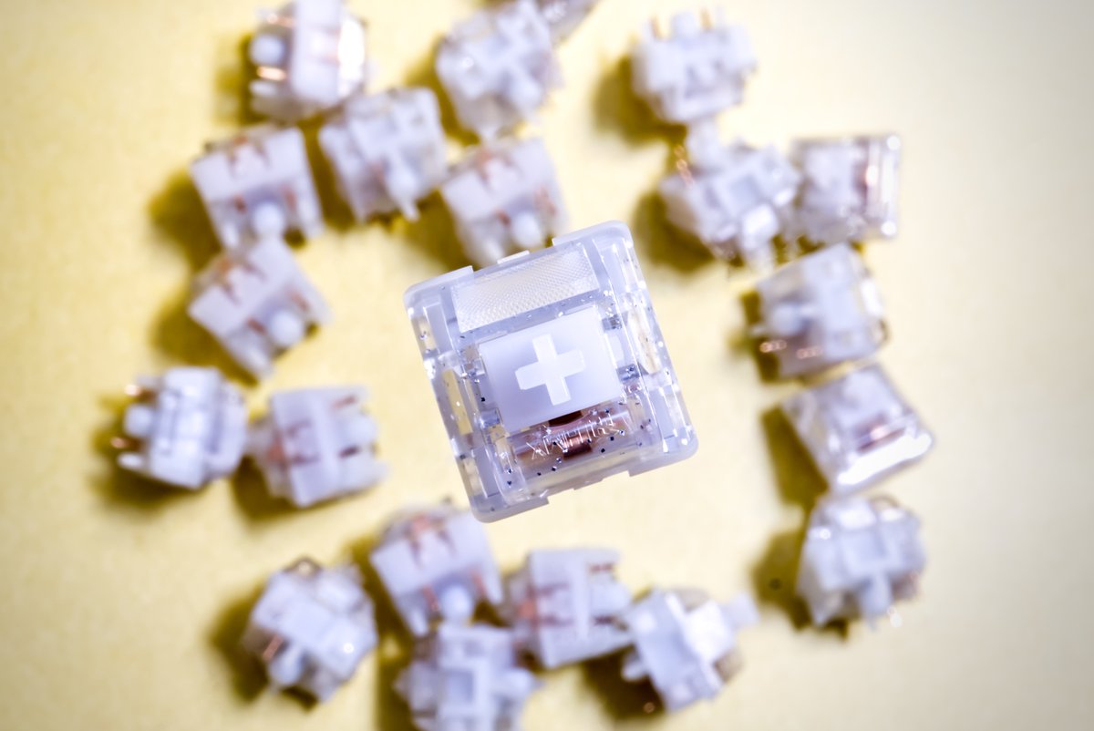 ll9_sv3's tweet image. マクロレンズ練習。今回もswitchで。
まずは真似してみようということでmasr○さんの写真を参考に。
透明が紫がかってるのは、白を白と設定ちゃんとしてないからだとのこと。勉強になるぜ
#hmx
#hydra