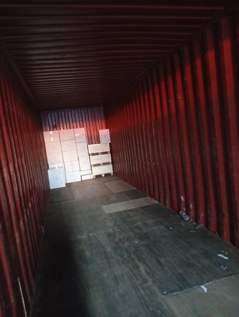 AACLogistics's tweet image. شرك العبدالله للشحن والتخليص الجمركي 

تم بحمد الله وصول وتخليص حاوية "أجهزة إنارة كهربائية" قادمة من الصين إلى ميناء اللاذقية، وذلك لصالح عملاء شركة العبدالله للشحن والتخليص الجمركي.
نحن نهتم بأدق التفاصيل لضمان وصول بضائعكم.
رقم التواصل:
إتصال وواتساب (00963988726884)