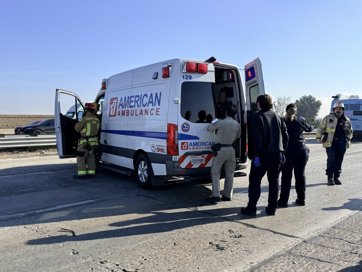 CulverTechTools's tweet photo. @FresnoBee We were in the crash. Blue Hyundai. 

We walked away. Because we were in the middle, it felt like 7 car accidents. Each impact with a three-second delay between. 

We were treated at CRMC and released. At home resting now. No major injuries for us. https://t.co/4EUVcUezUu