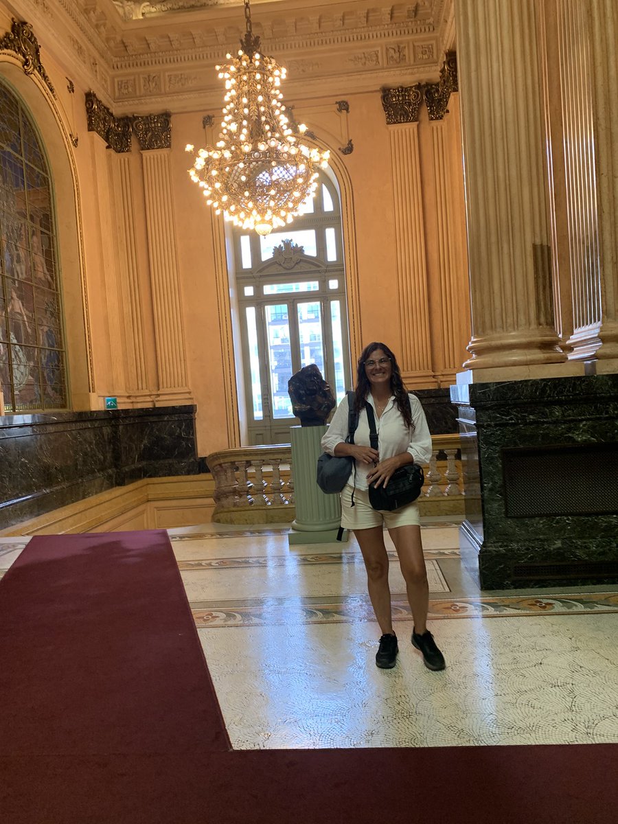 danielagarayr4's tweet photo. Me dieron tantas ganas de venir, vi que hay muchos países visitándonos, personas que hablaban en diferentes idiomas, es verdad lo que dice @JMilei nosotros no vemos los que afuera ven… que bonitos tesoros tiene nuestro país https://t.co/fKPCSUYH29